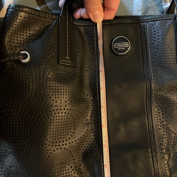 Black Leather Coach Shoulder Bag - Picture 10 of 11